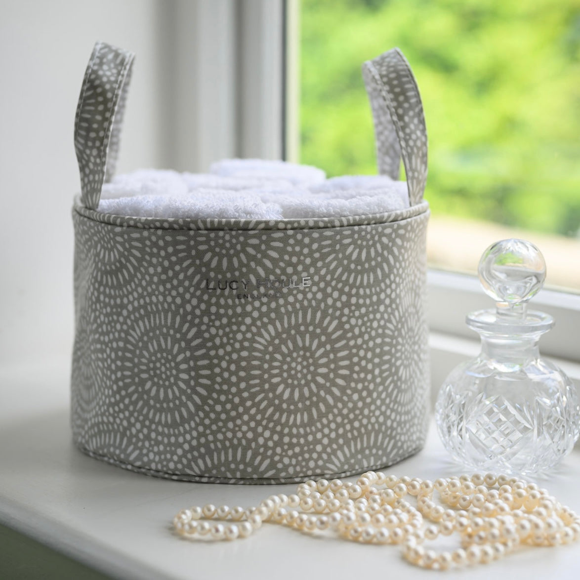 Stone Sunburst Medium Tidy