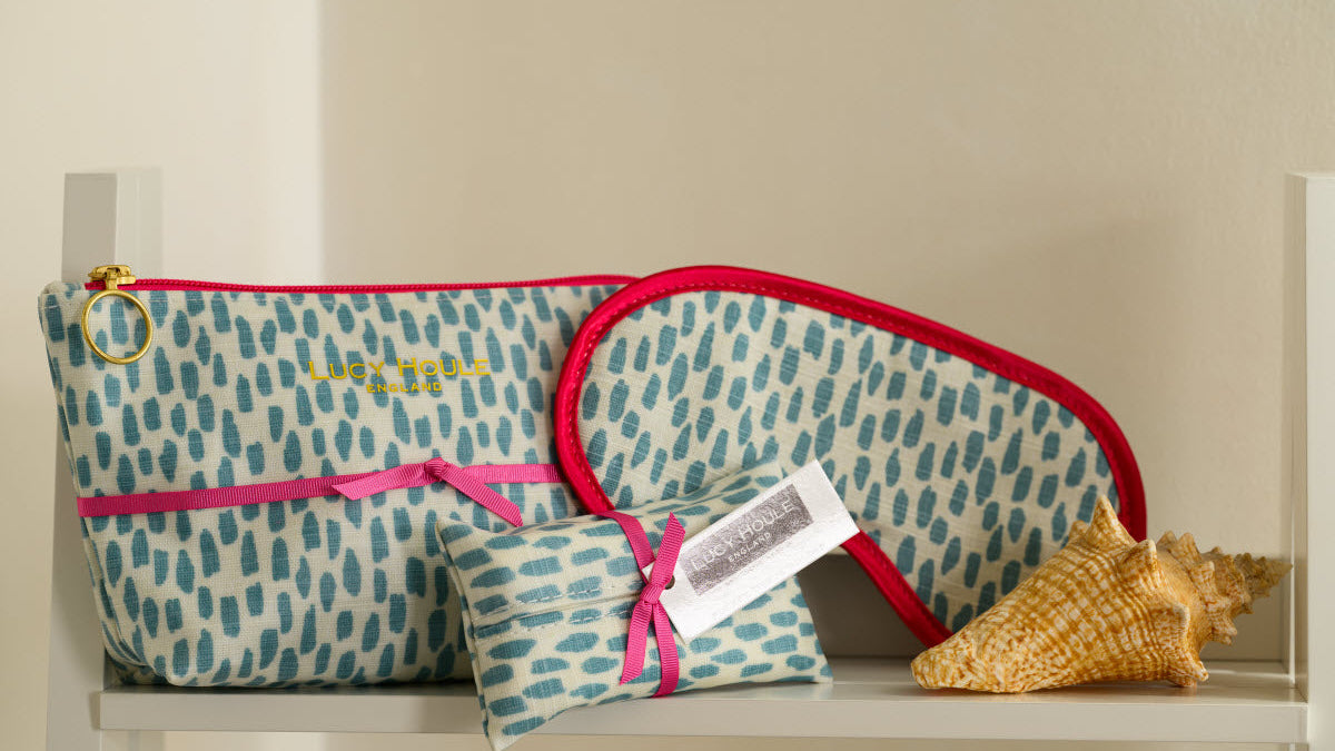 Aqua Cobblestone Weekend Away Gift Set