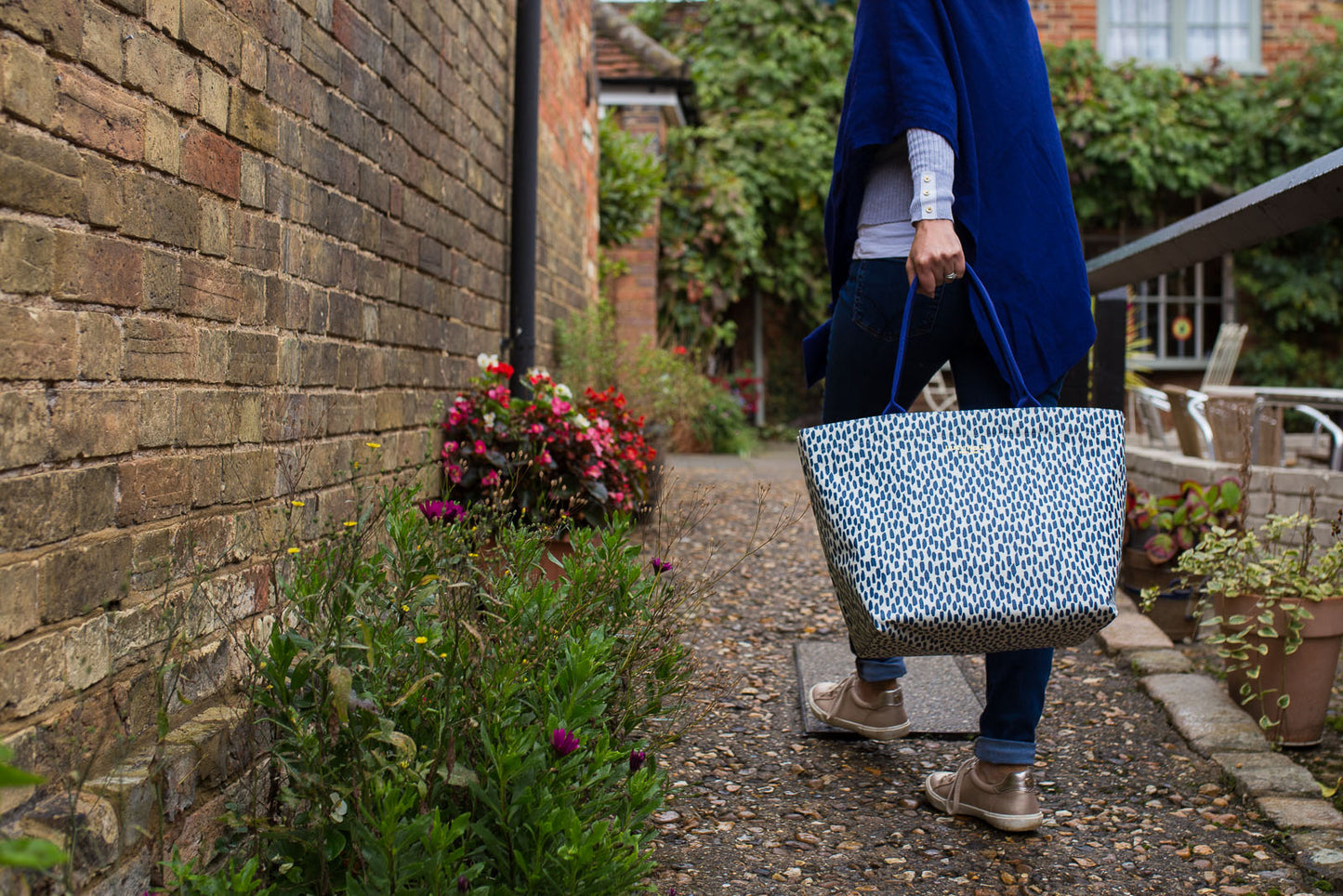 Navy Cobblestone Medium Tote Bag with Navy Handles