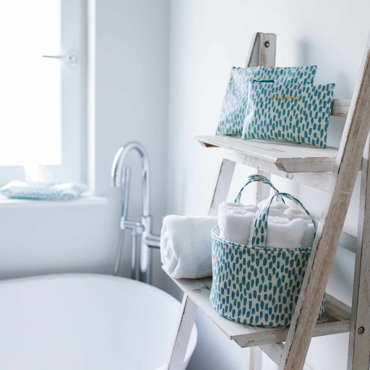 Aqua Cobblestone Small Tidy