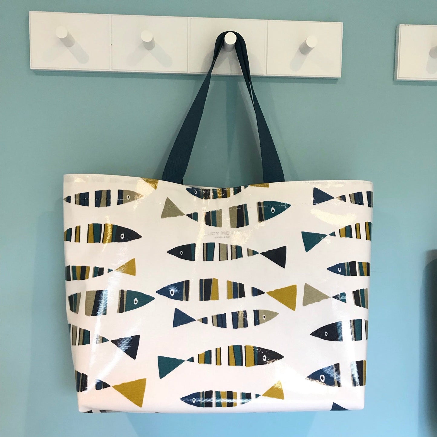 Retro Fish Extra Large Bag with Teal Handles