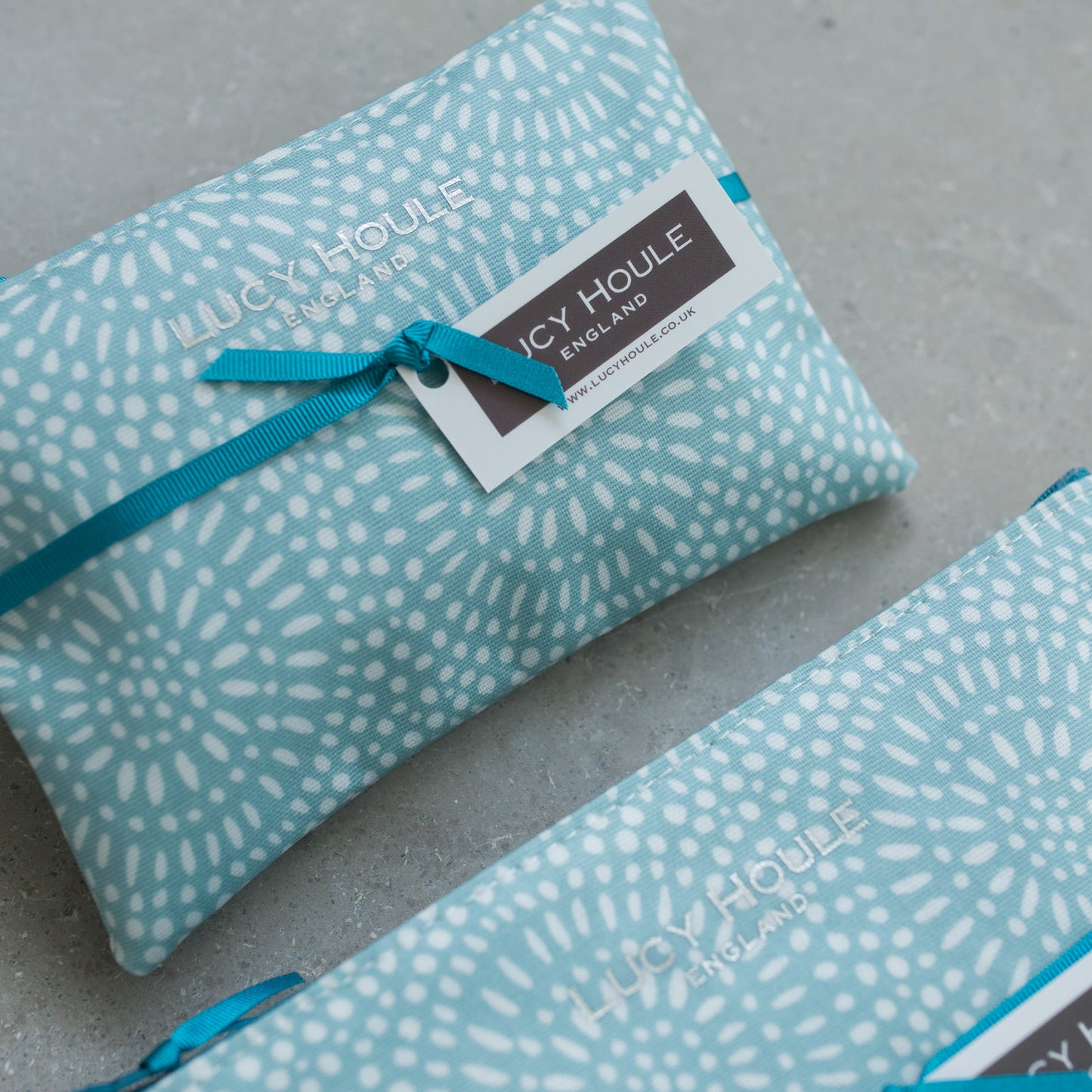 Aqua Sunburst Make-Up Bag with Aqua Zip