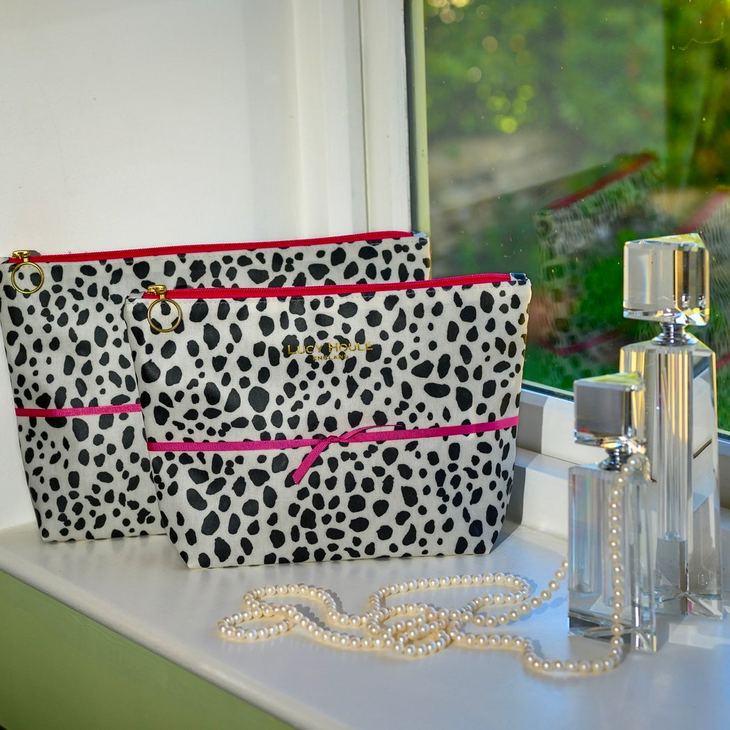 Dalmatian Wash Bag with Pink Zip