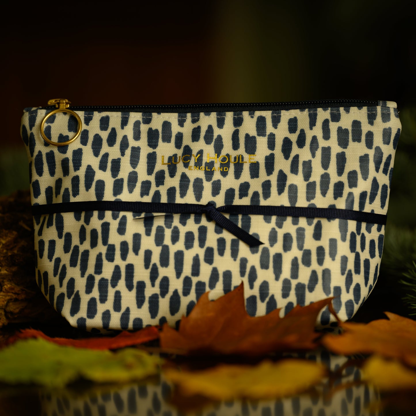 Navy Cobblestone Lined Make-Up Bag