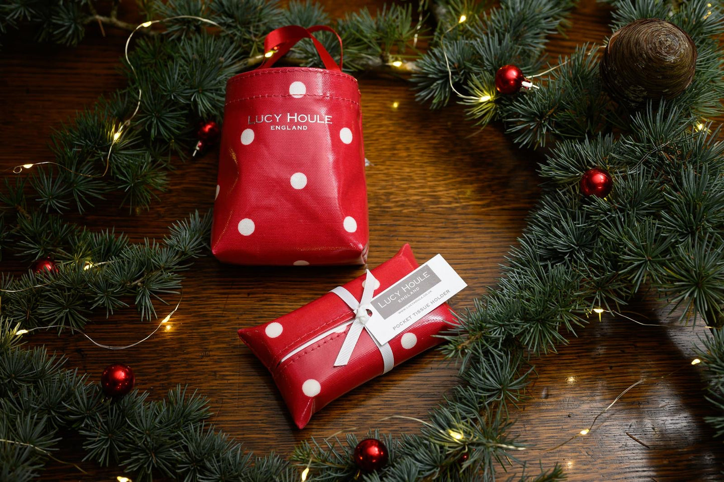 Jam & White Spot Pocket Tissue Holder