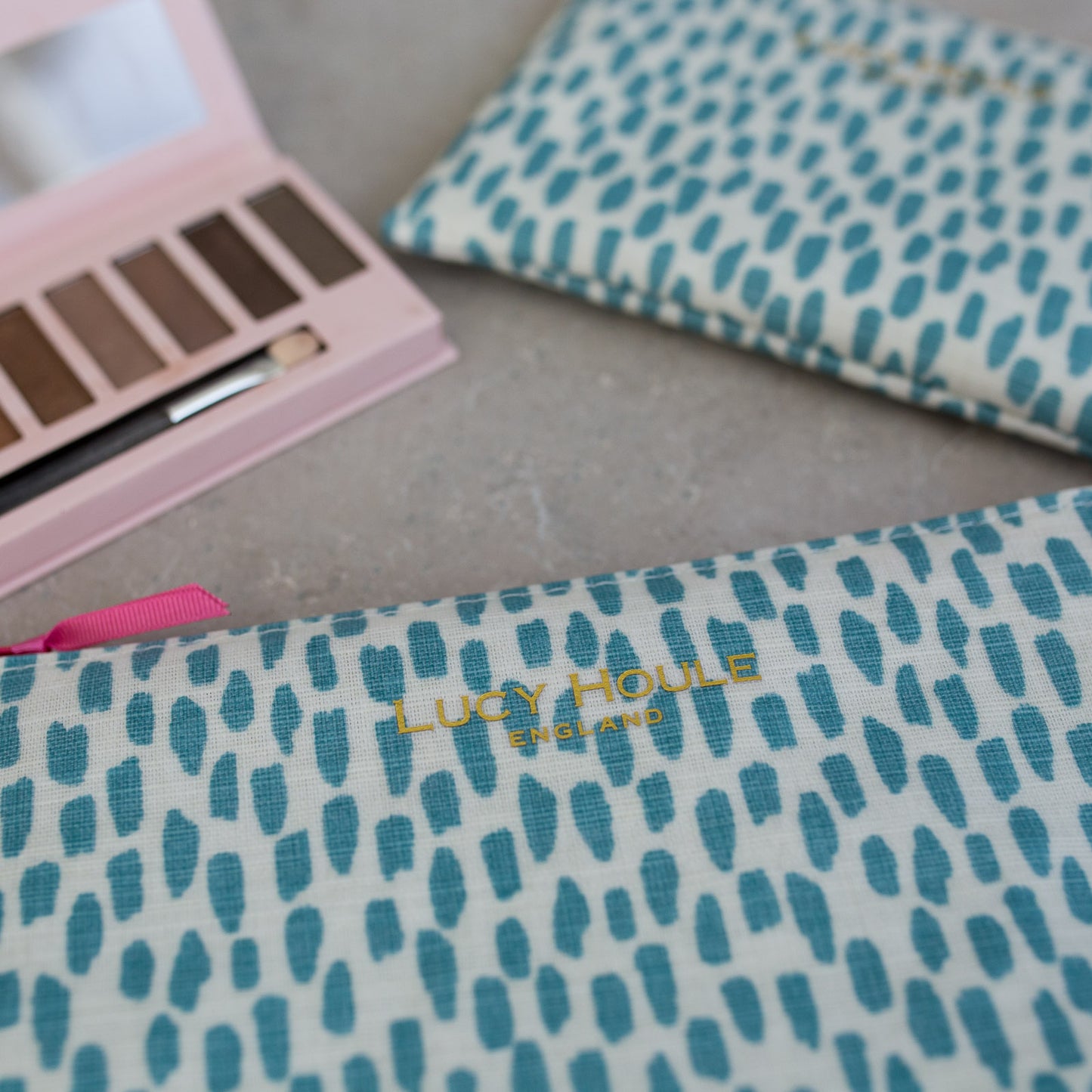Aqua Cobblestone Make-Up Bag with Hot Pink Zip 'Limited Edition'